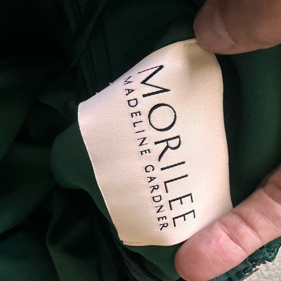 Emerald Green Satin Bridesmaid Dress Size 8 Elegant Long Gown - Picture 7 of 8